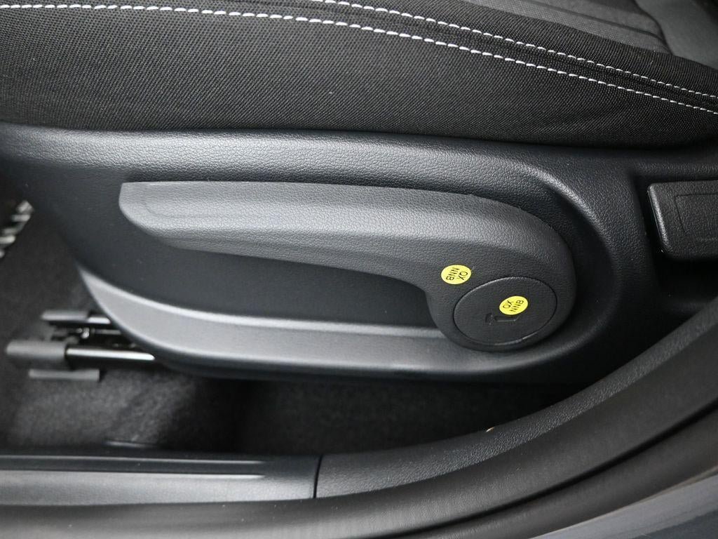 New 2026 Hyundai Venue SEL FWD image 10