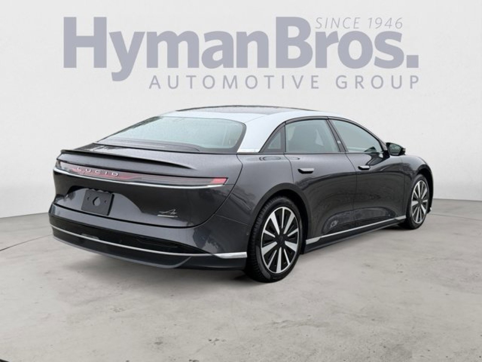Used 2023 Lucid Air Grand Touring image 3