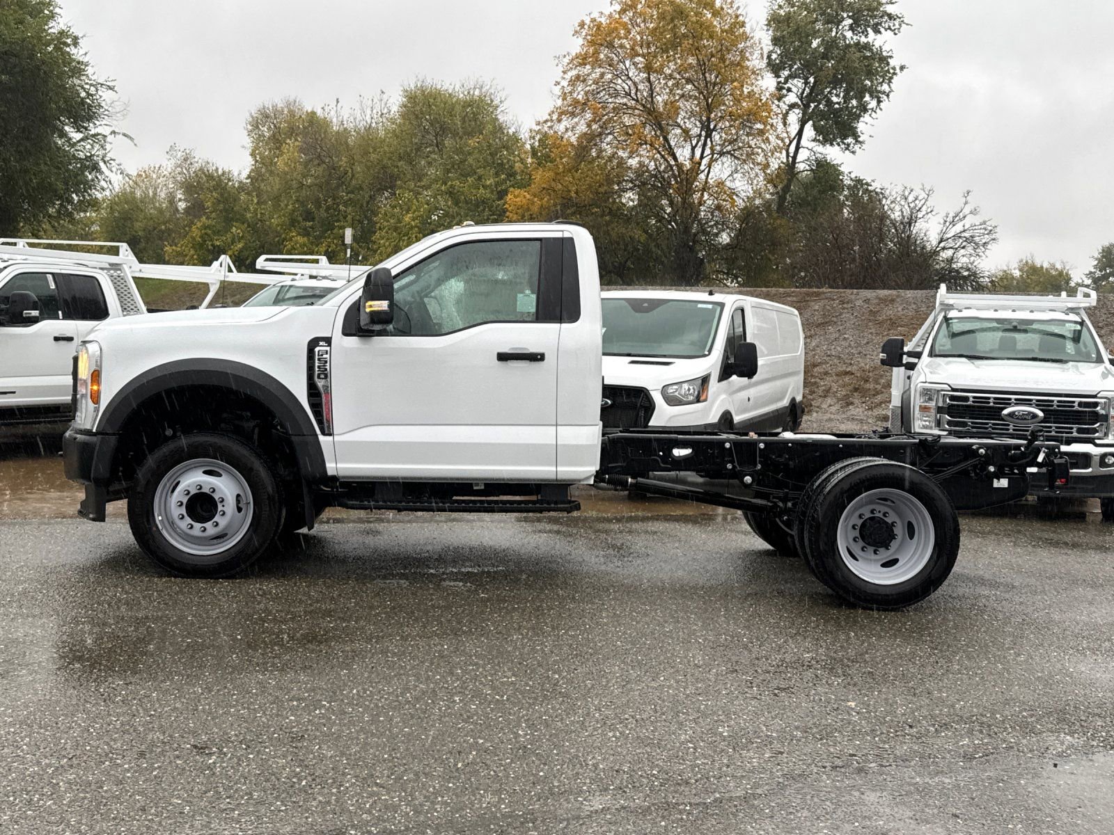 New 2025 Ford F550 2WD Regular Cab Super Duty image 6