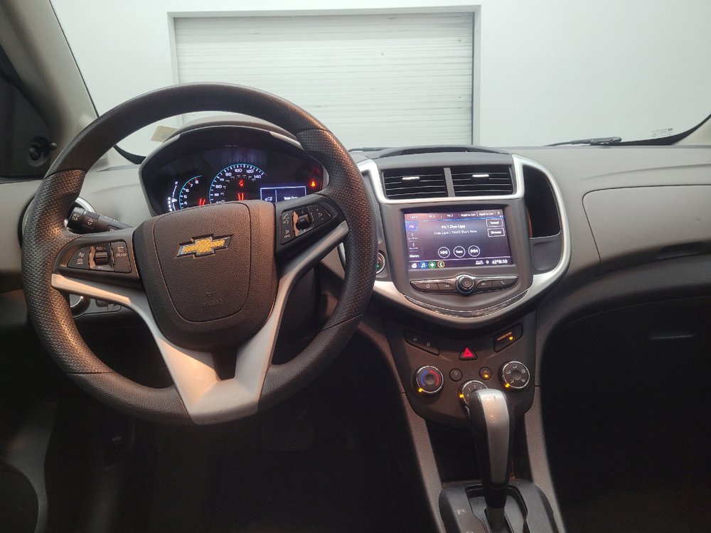 Used 2020 Chevrolet Sonic LT FWD image 22