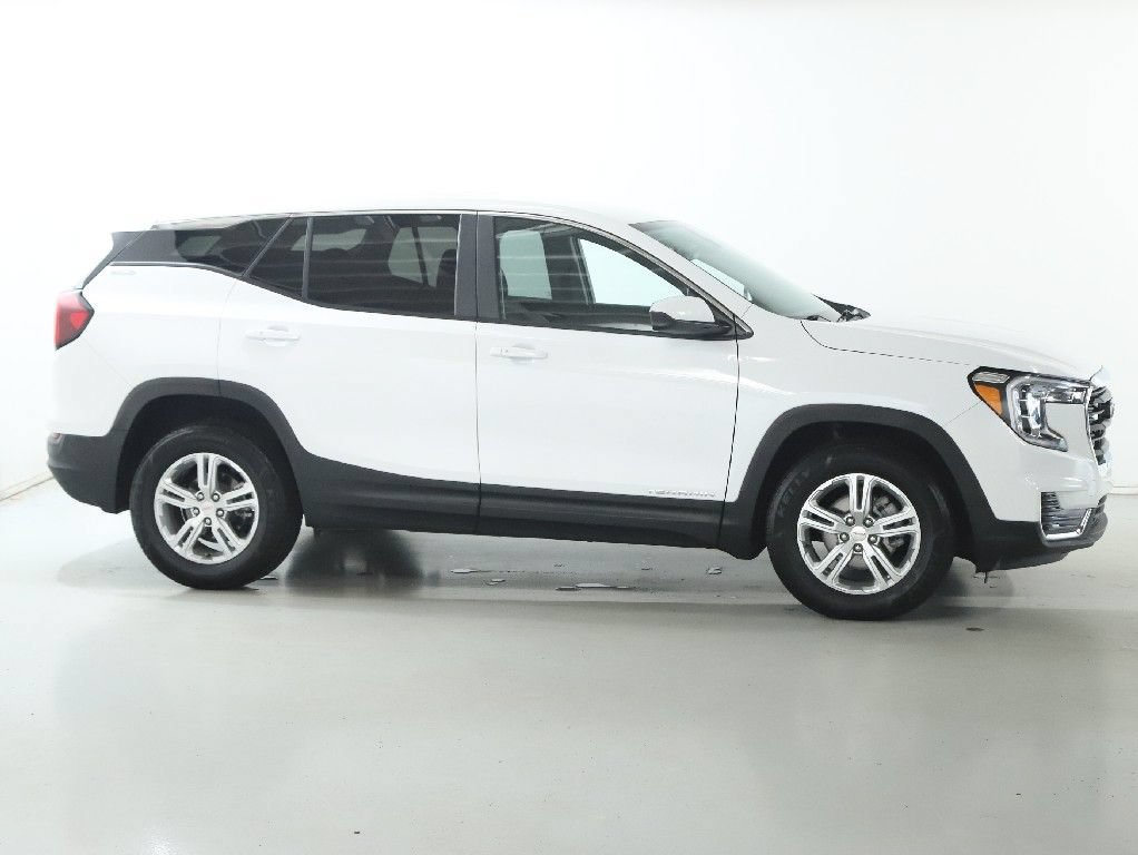 Used 2024 GMC Terrain SLE AWD/4WD image 11