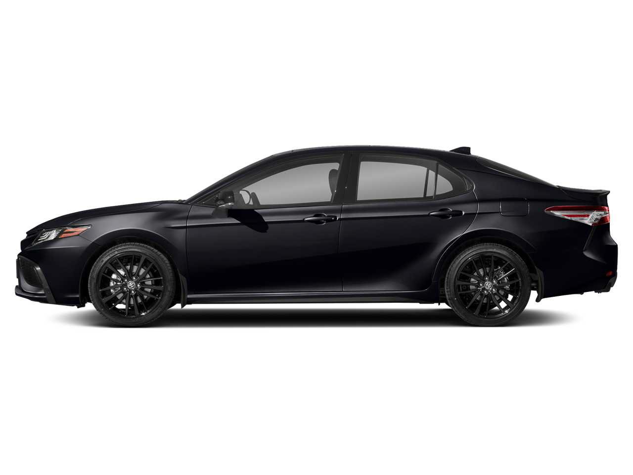 Used 2022 Toyota Camry XSE FWD image 3