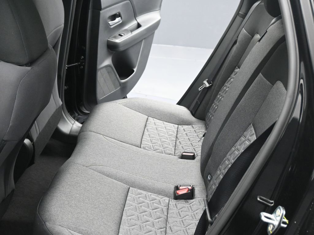 New 2026 Nissan Kicks SV w/ SV Premium Package AWD/4WD image 18