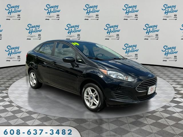 Used 2019 Ford Fiesta SE FWD image 3