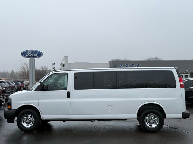 Used 2019 Chevrolet Express 3500 LS image 42