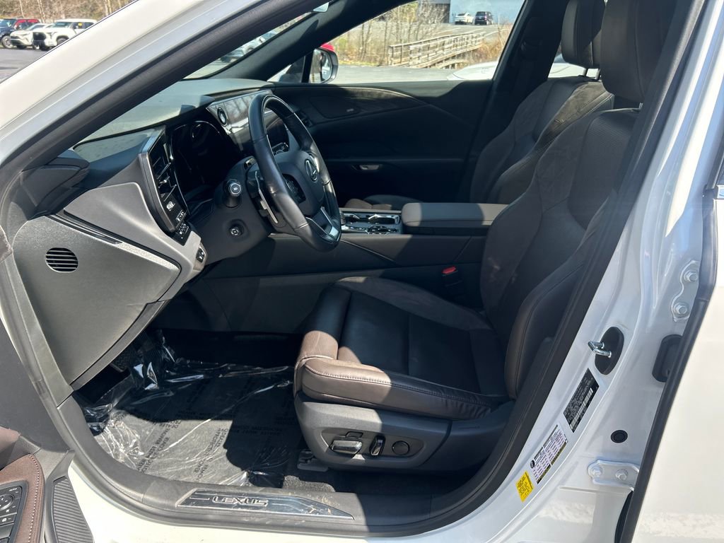 Used 2023 Lexus RX 350 AWD w/ Accessory Package (K3) image 11