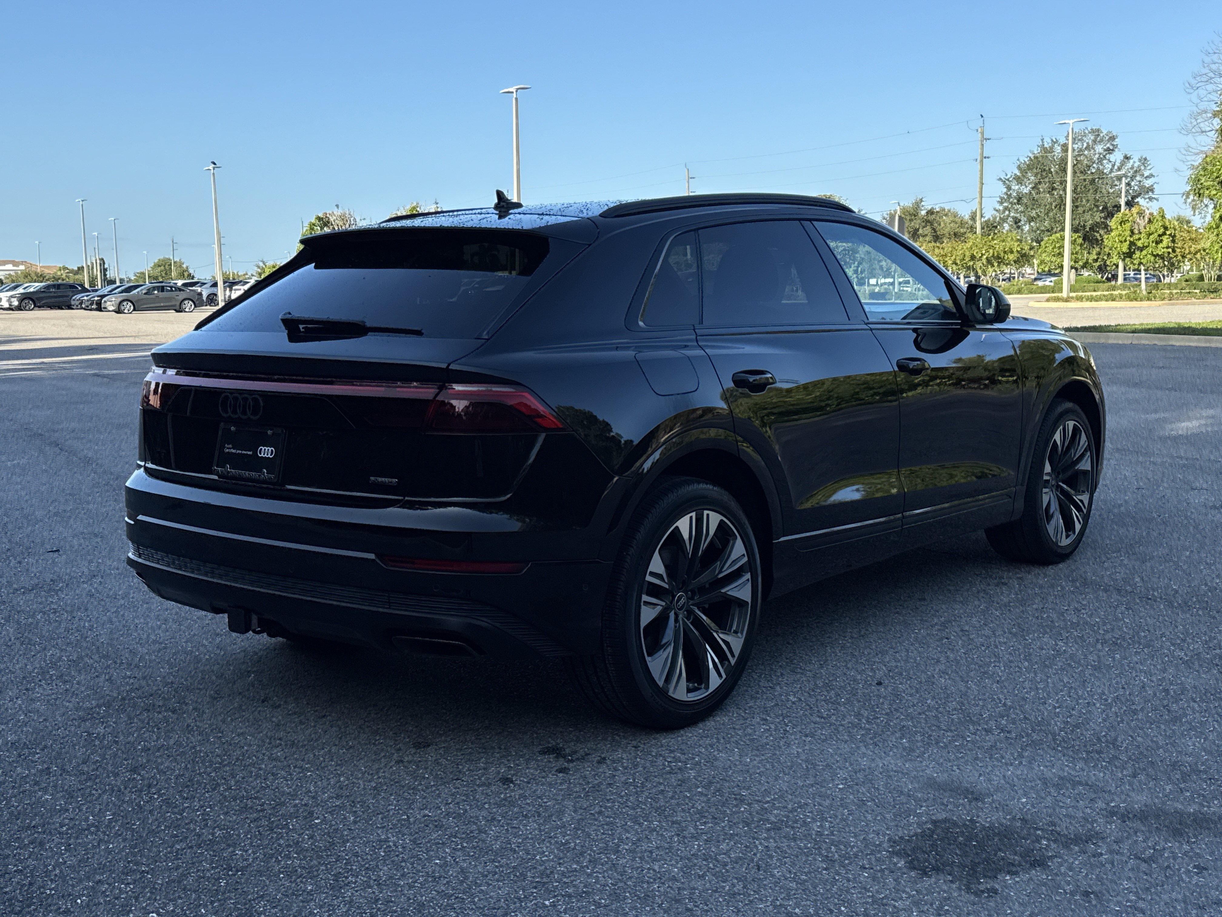 Certified 2025 Audi Q8 Premium AWD/4WD image 3