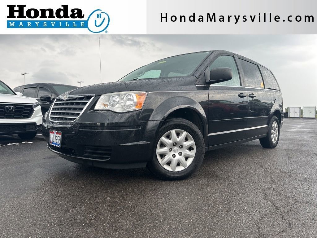 Used 2010 Chrysler Town & Country LX FWD image 1
