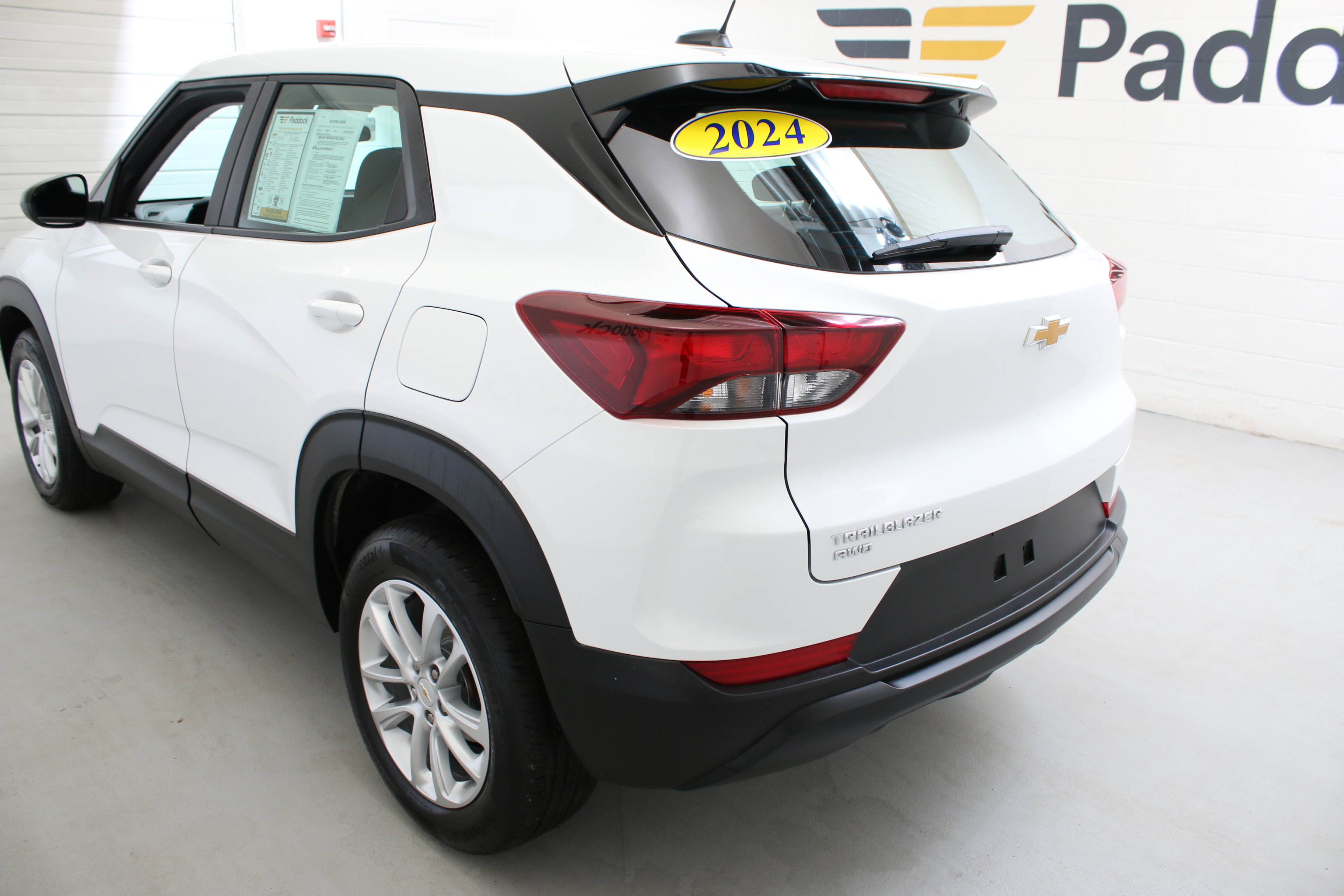 Used 2024 Chevrolet TrailBlazer LS AWD/4WD image 53