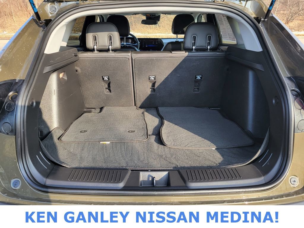 Used 2024 Chevrolet Trax LT image 41