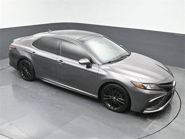 Used 2022 Toyota Camry XSE image 39