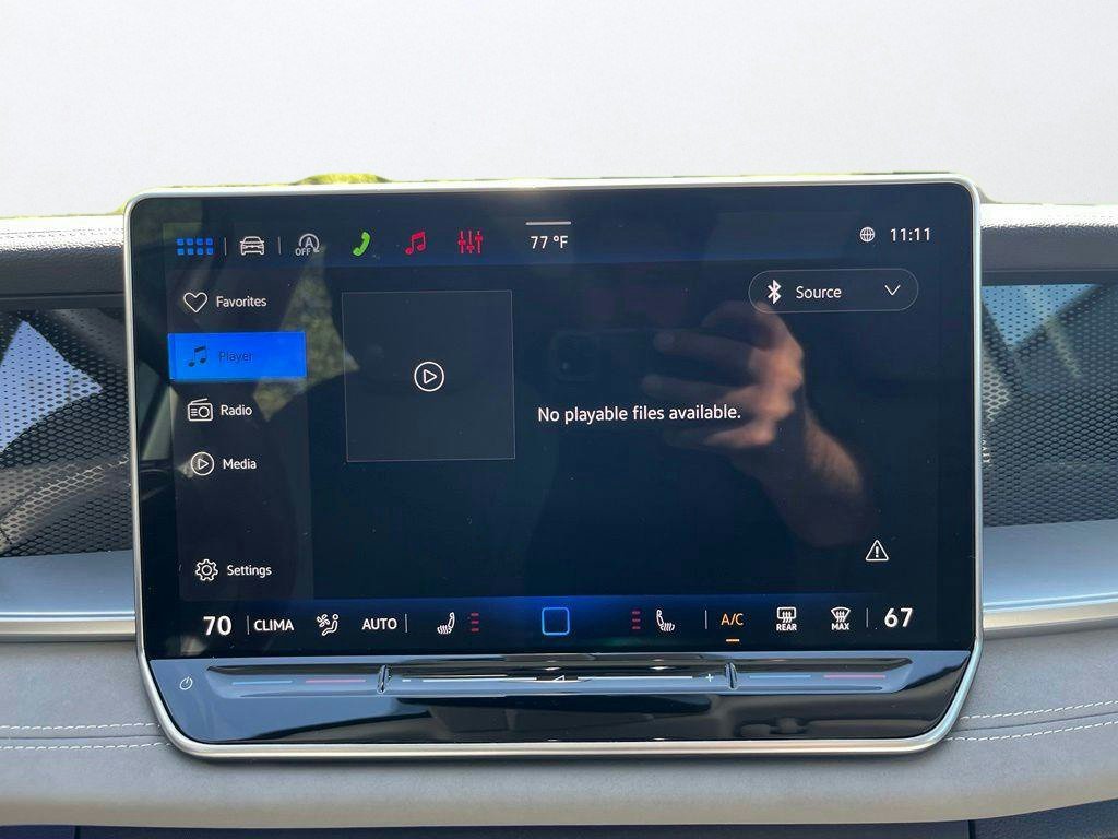 Certified 2026 Volkswagen Tiguan SE AWD/4WD image 19