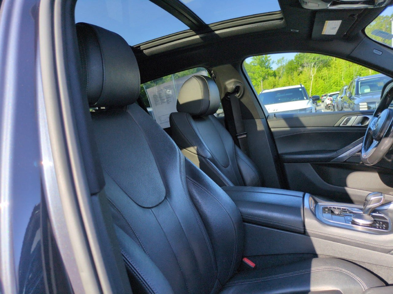 Used 2021 BMW X6 xDrive40i AWD/4WD image 30