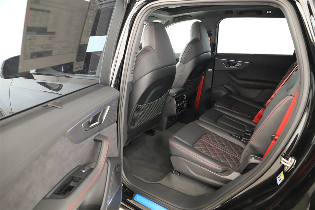 New 2026 Audi SQ7 Prestige image 27