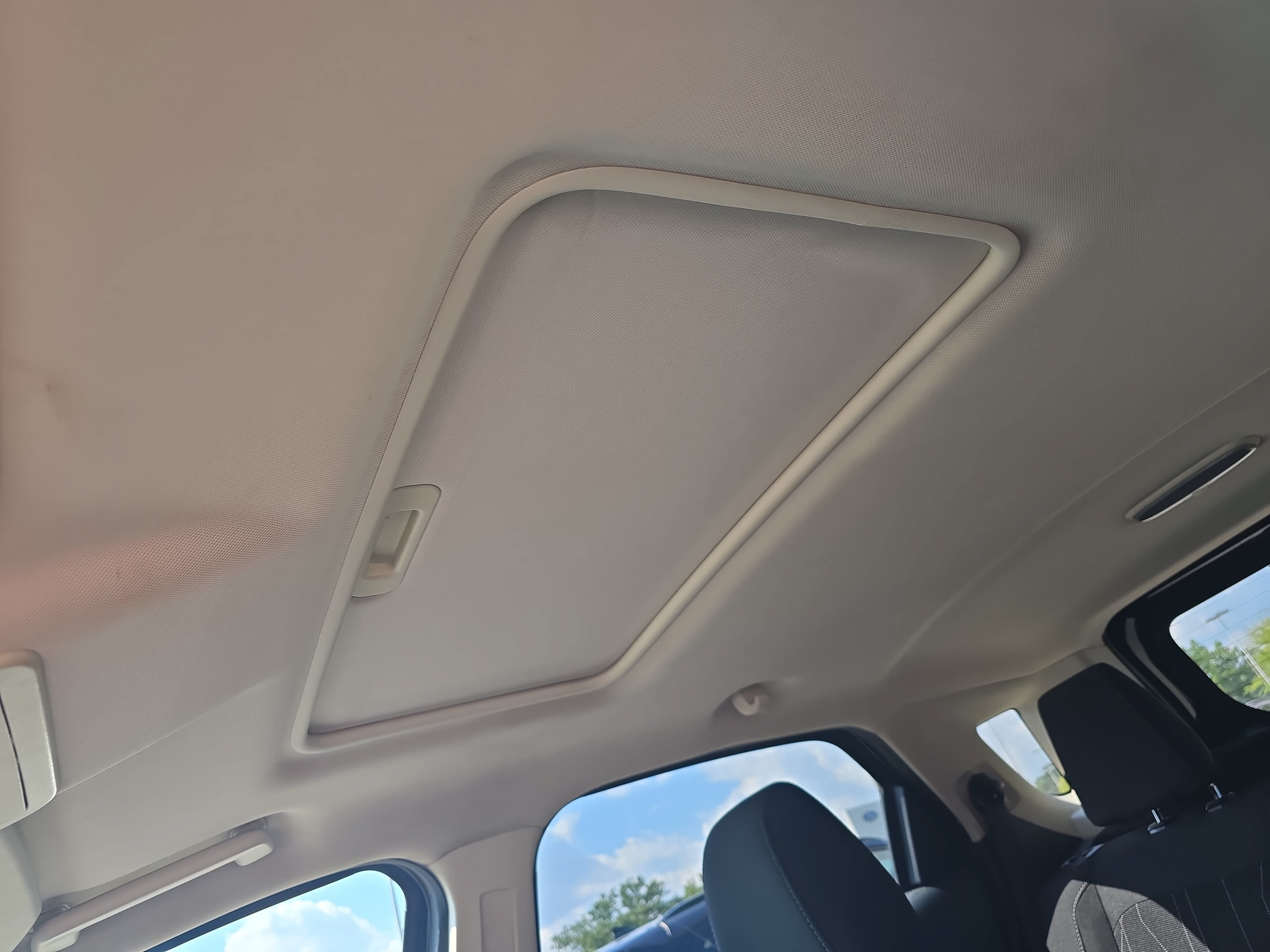 Used 2019 Ford EcoSport SE w/ SE Convenience Package FWD image 29