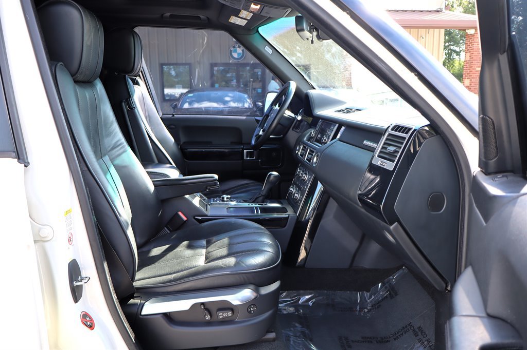 Used 2010 Land Rover Range Rover Supercharged AWD/4WD image 18