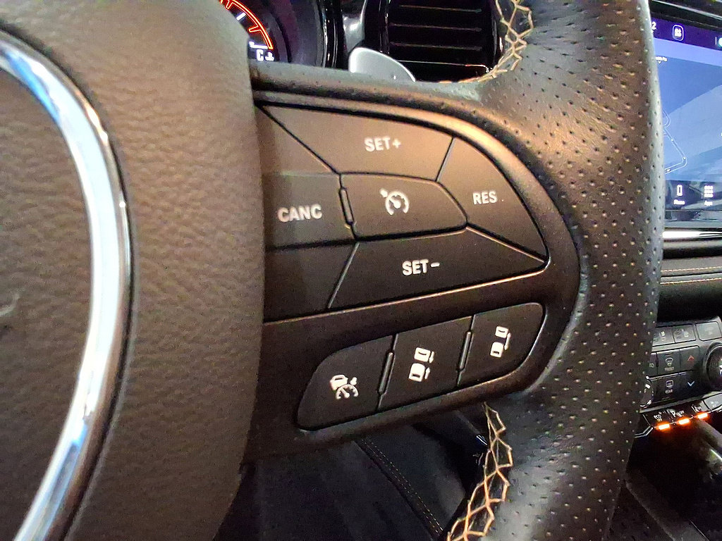 Used 2025 Dodge Durango R/T AWD/4WD image 24
