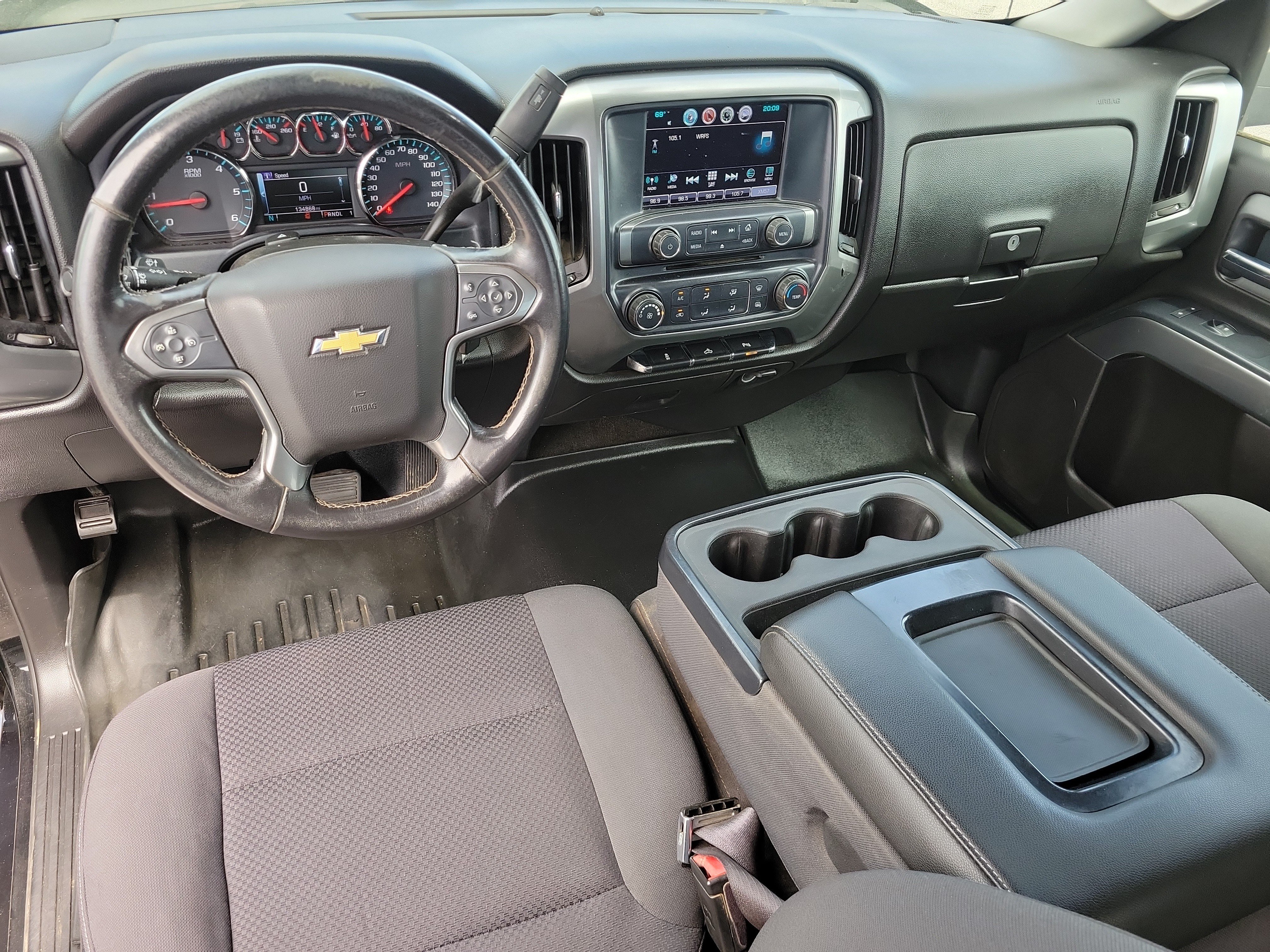 Used 2017 Chevrolet Silverado 2500 LT AWD/4WD image 14