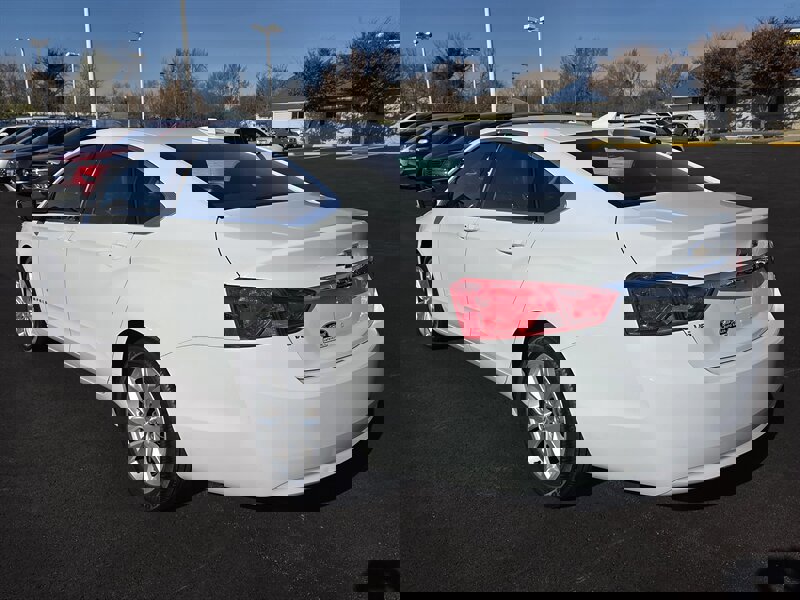 Used 2018 Chevrolet Impala LT image 5