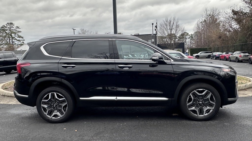 Used 2023 Hyundai Santa Fe SEL Premium image 4