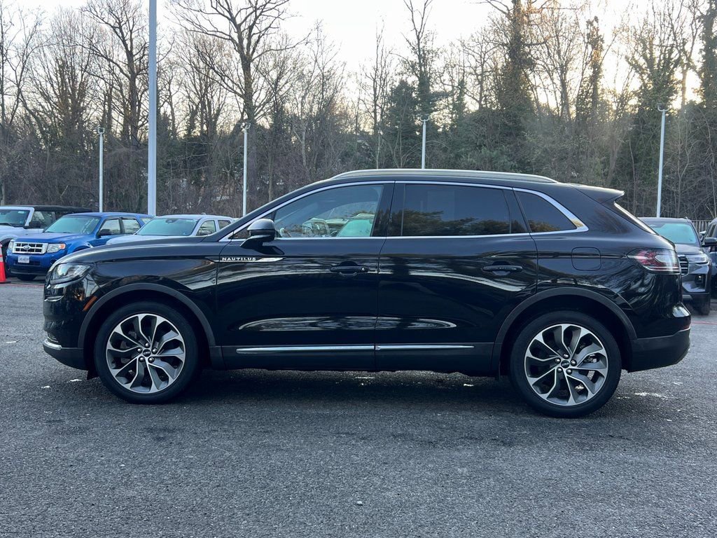 Used 2022 Lincoln Nautilus Reserve image 4