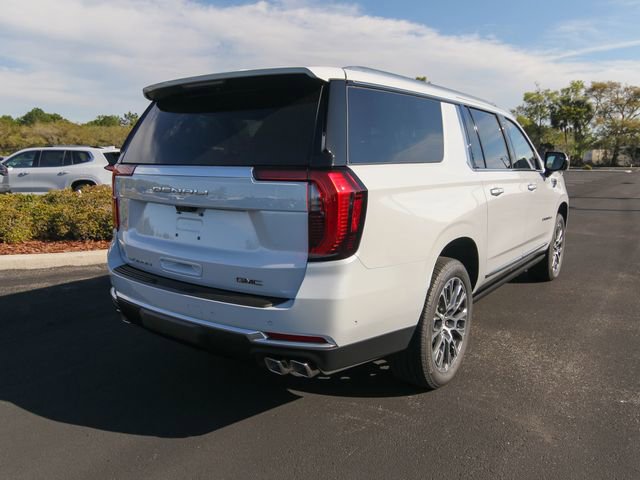 New 2026 GMC Yukon XL Denali w/ Denali Reserve Package image 9