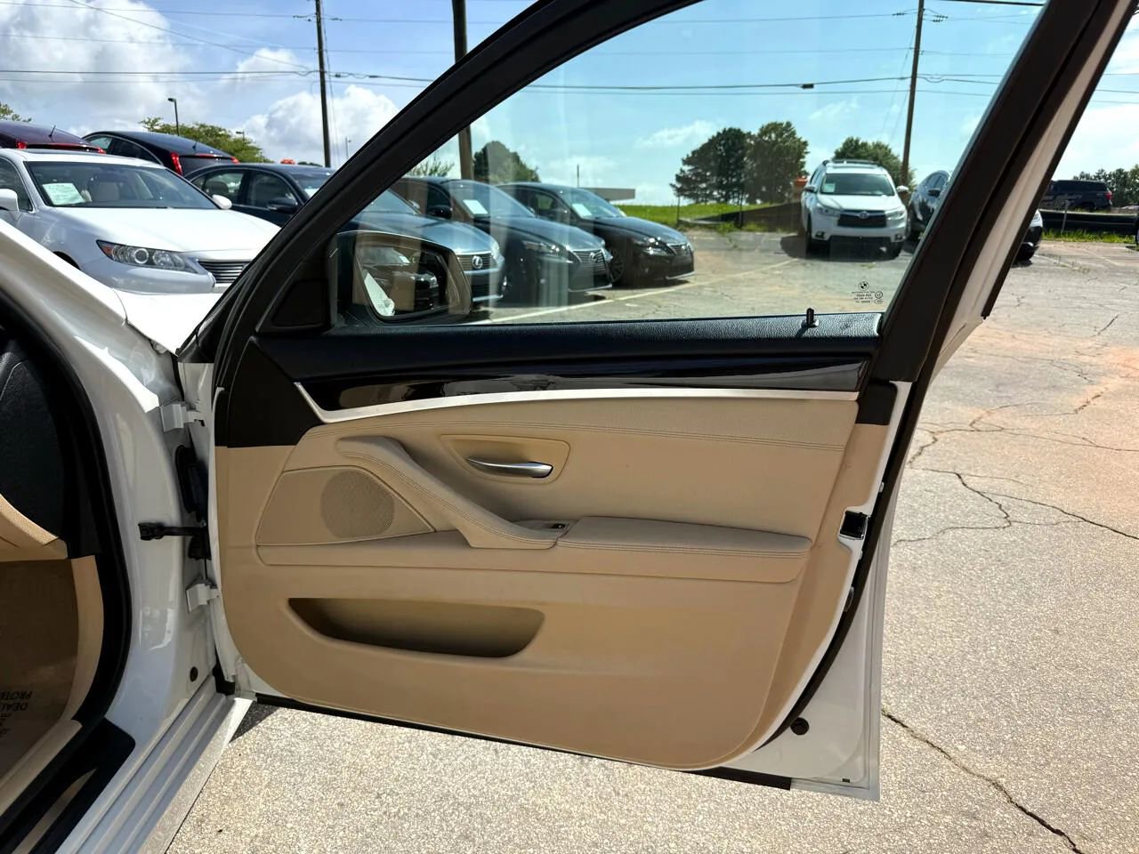 Used 2013 BMW 528i Sedan RWD image 38
