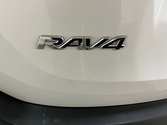 Used 2013 Toyota RAV4 Limited AWD/4WD image 6