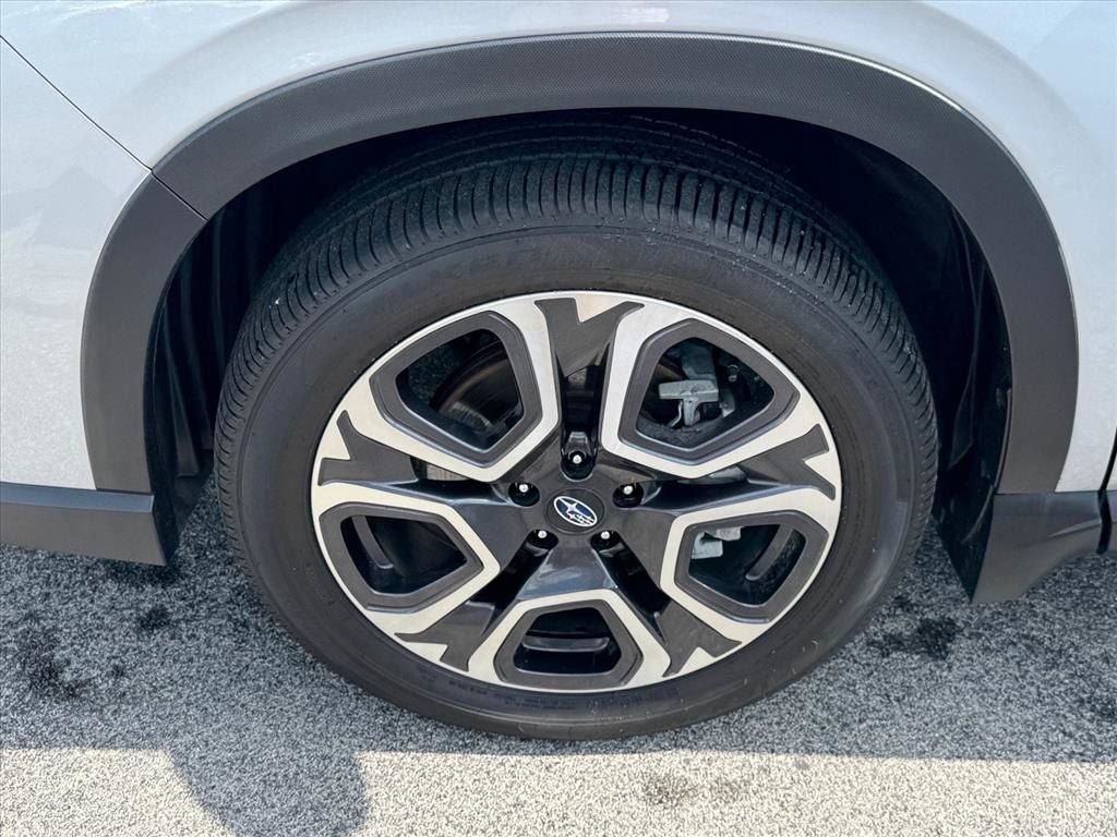 Used 2024 Subaru Ascent Limited w/ Technology Package AWD/4WD image 19