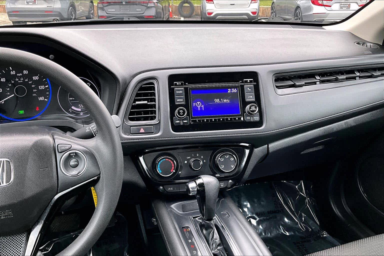 Used 2022 Honda HR-V LX image 7