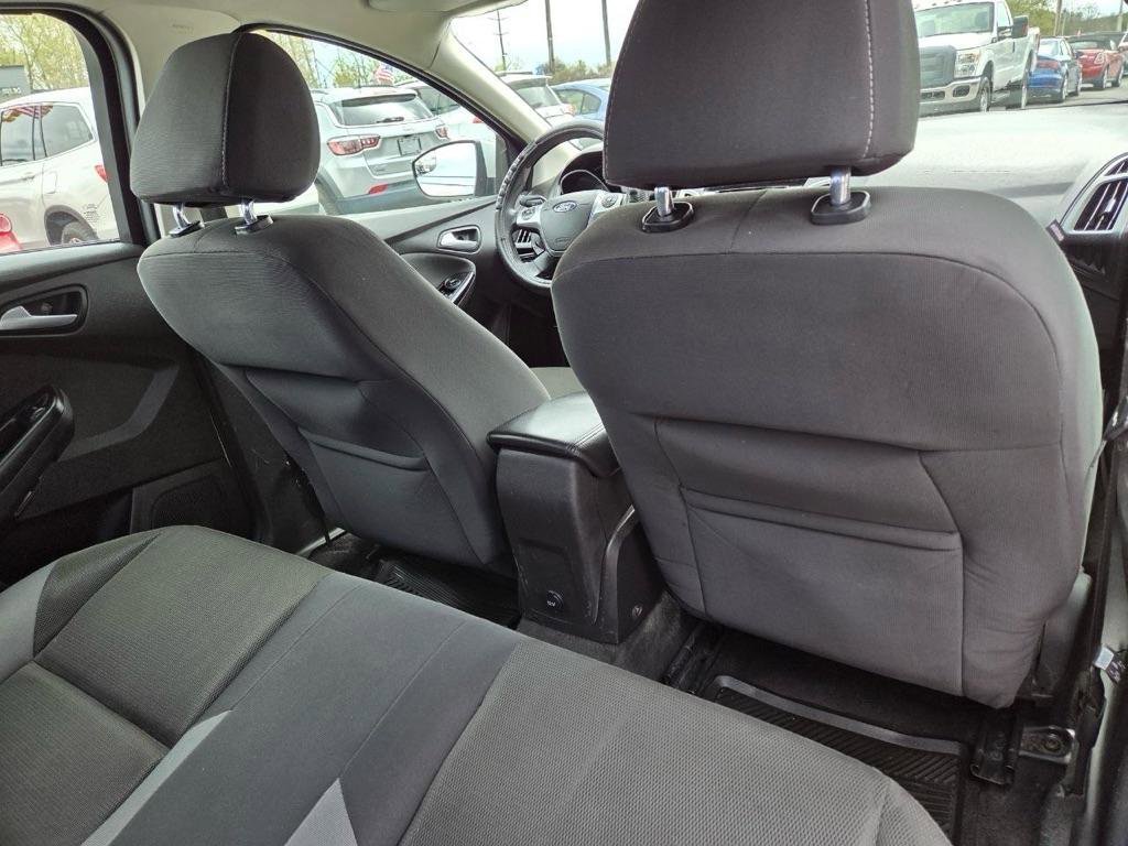 Used 2013 Ford Focus SE FWD image 13
