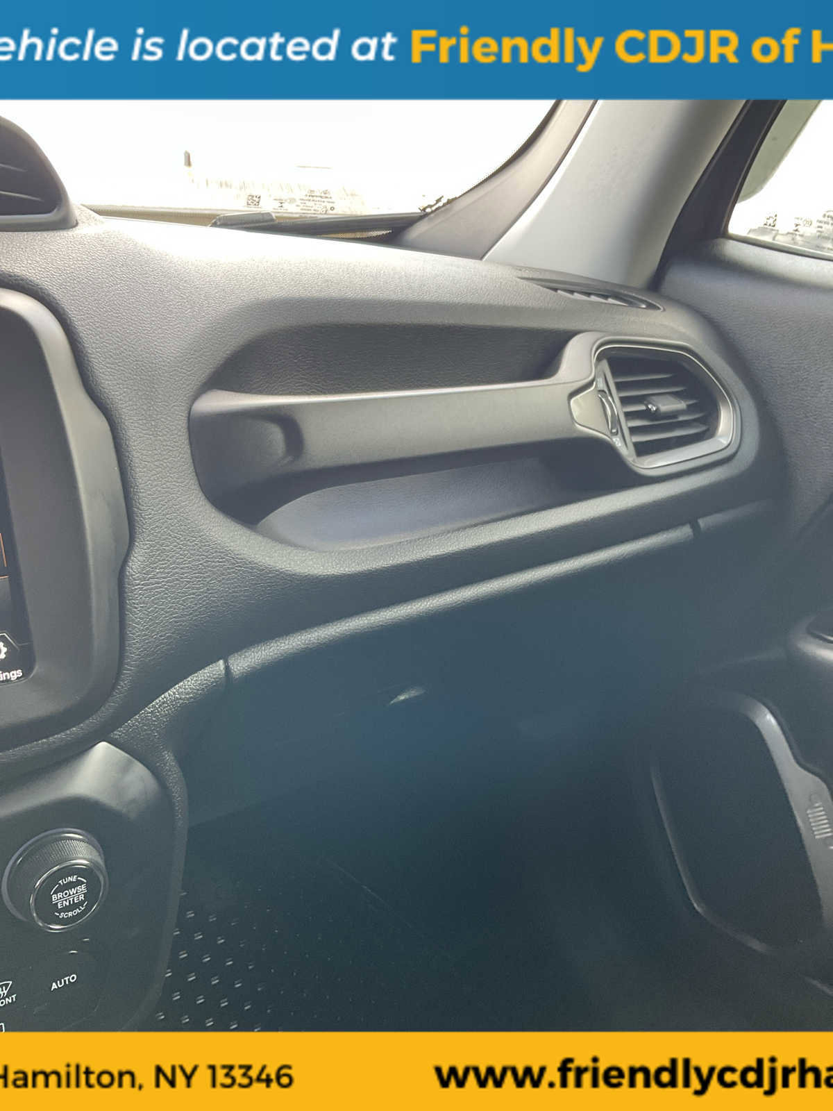 Used 2022 Jeep Renegade Latitude w/ Convenience Group image 36