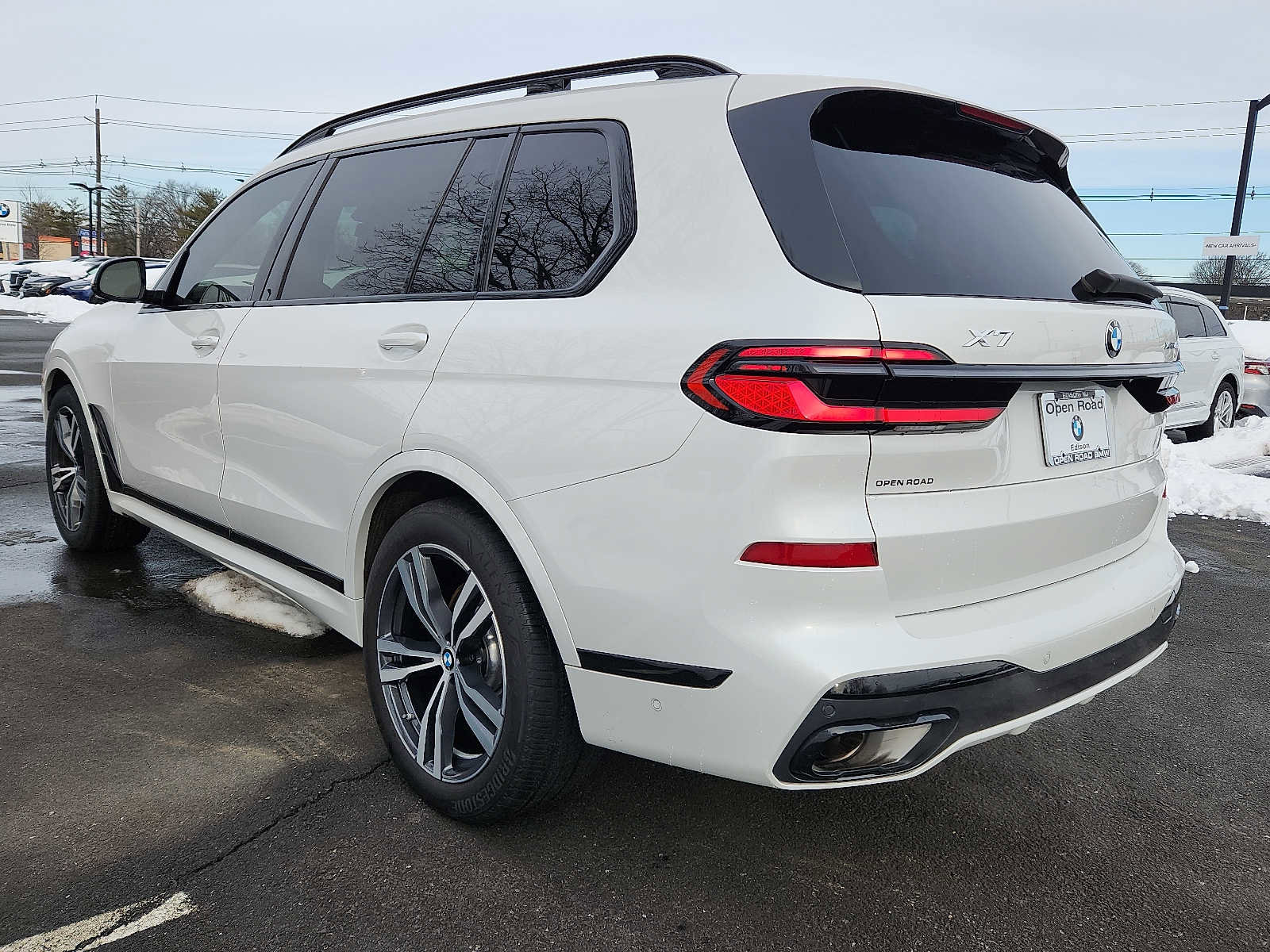 Certified 2024 BMW X7 xDrive40i w/ M Sport Package image 4