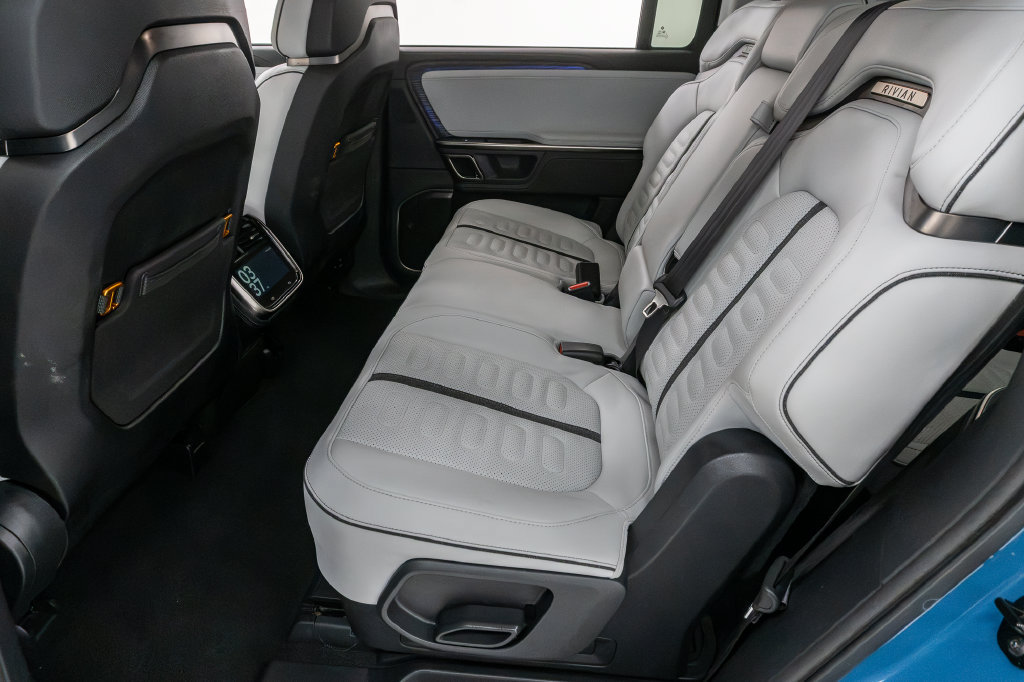 Used 2023 Rivian R1S Adventure Quad AWD/4WD image 21