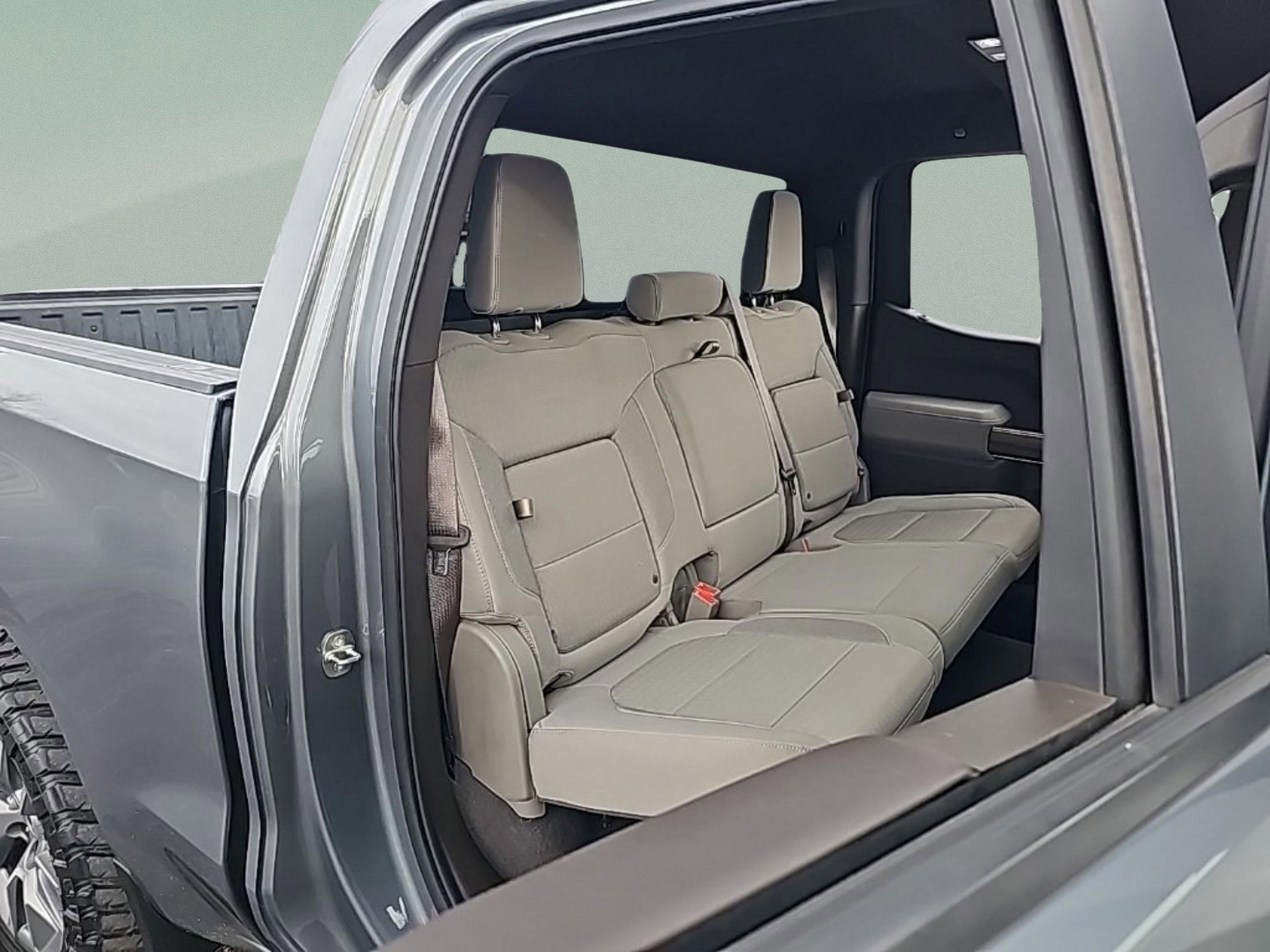 Used 2019 Chevrolet Silverado 1500 RST w/ All-Star Edition image 33