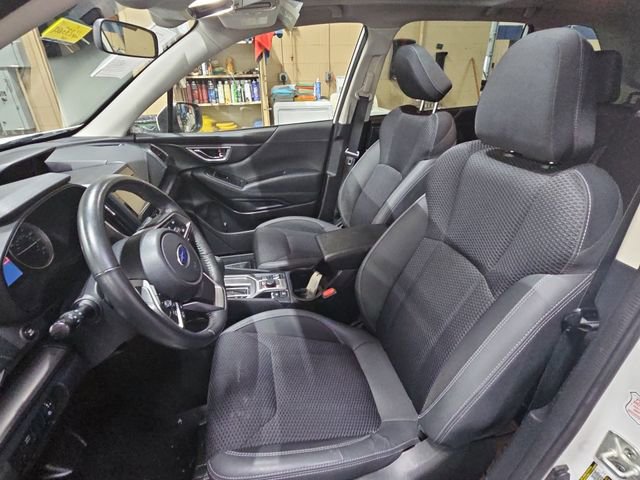 Used 2021 Subaru Forester Premium image 20