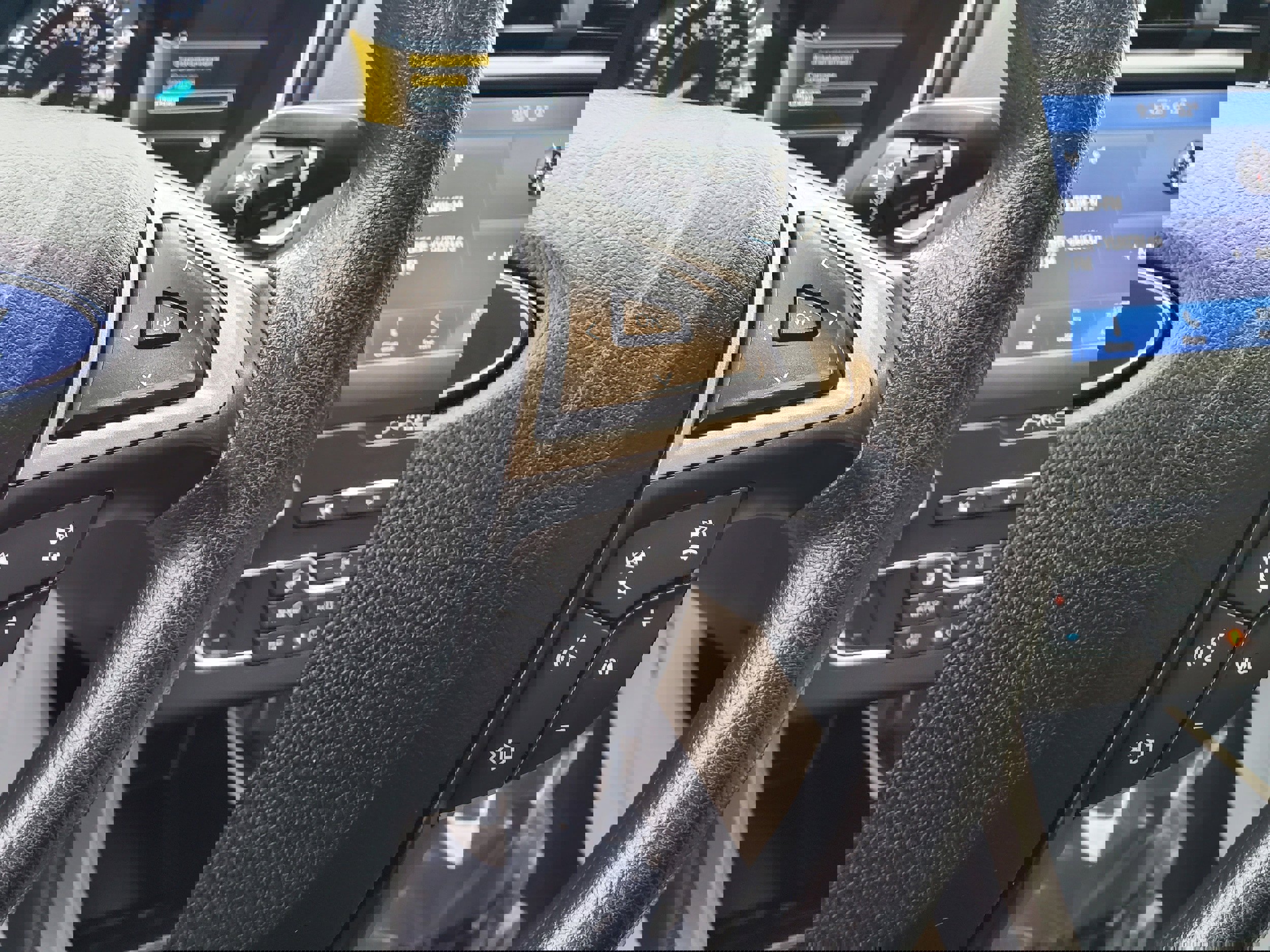 Used 2020 Ford Fusion SE image 20