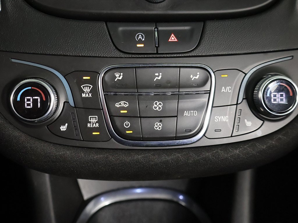 Used 2021 Chevrolet Malibu LT image 45