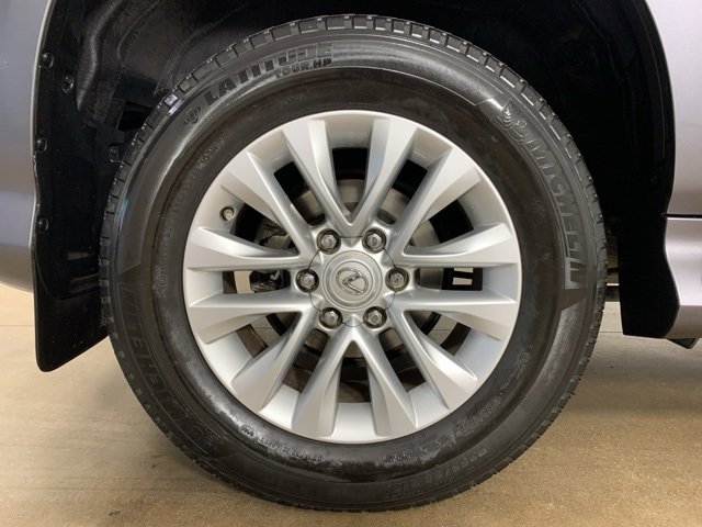 Used 2023 Lexus GX 460 Premium w/ Premium Package image 42