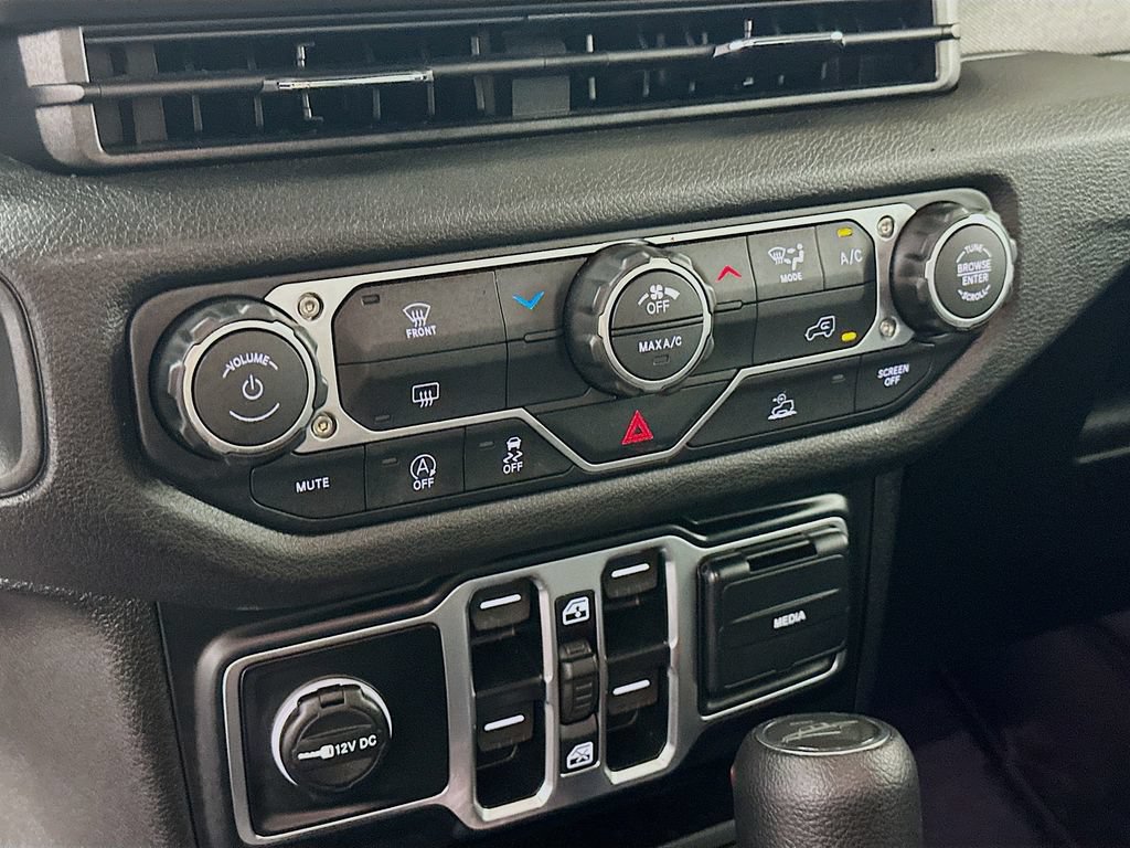Certified 2025 Jeep Gladiator Sport AWD/4WD image 25