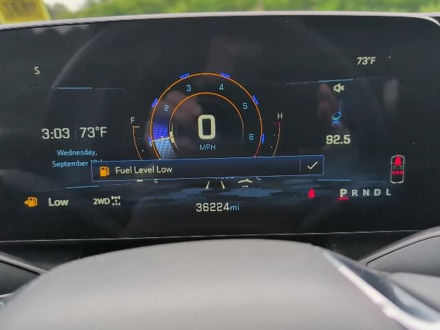 Used 2025 Chevrolet Equinox LT AWD/4WD image 16