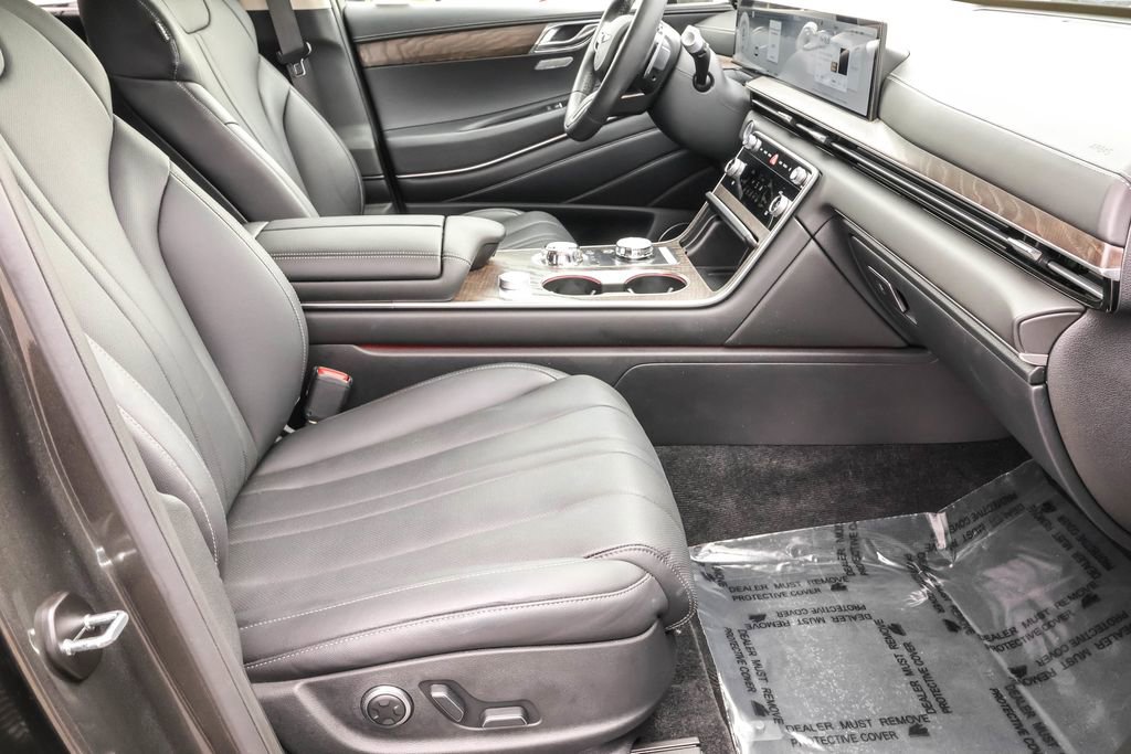 Used 2025 Genesis GV80 2.5T Select image 37