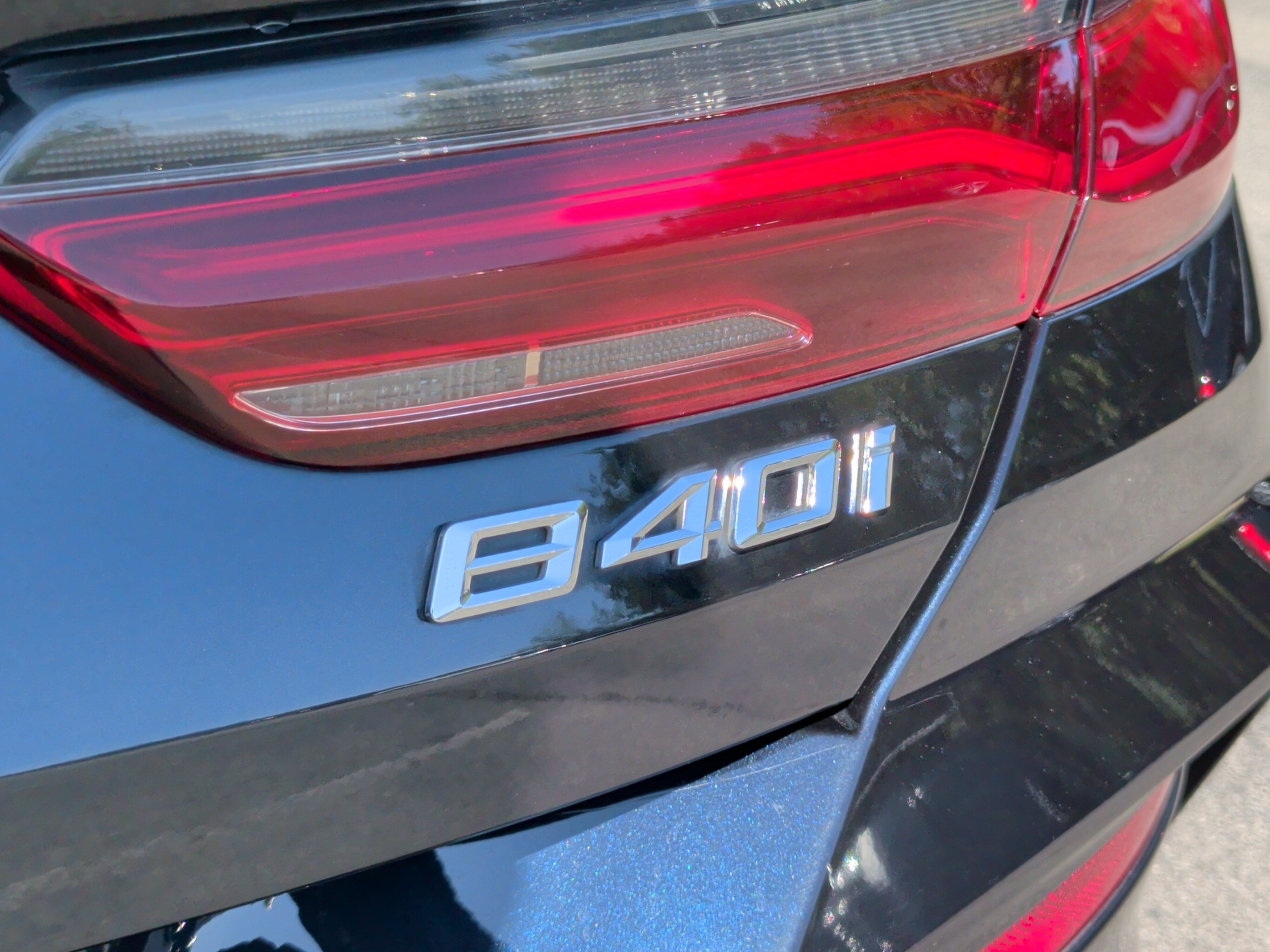 Used 2020 BMW 840i Coupe w/ M Sport Package RWD image 11