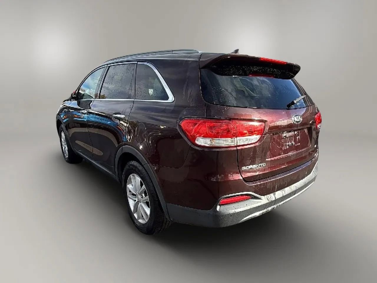 Used 2016 Kia Sorento LX w/ LX Convenience Package image 3