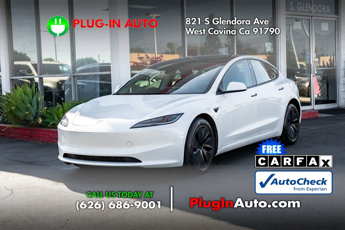 Used 2024 Tesla Model 3 Standard Range image 1