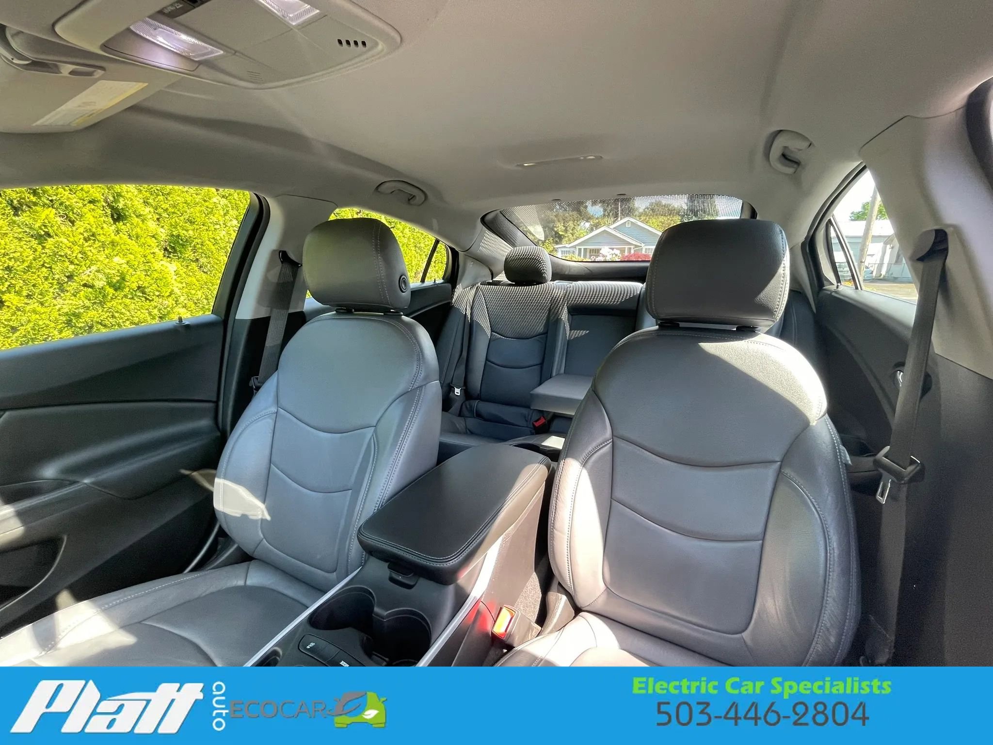 Used 2018 Chevrolet Volt LT w/ Comfort Package FWD image 37