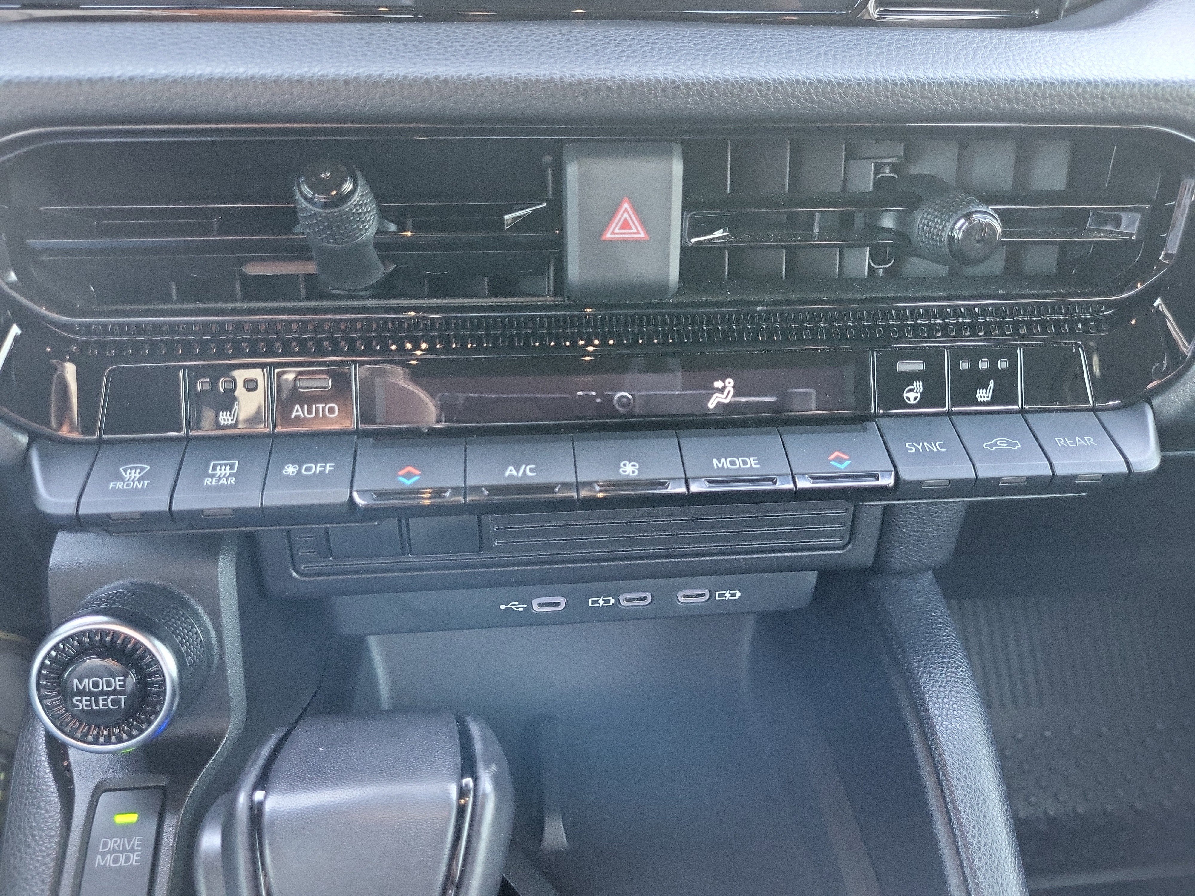 Used 2025 Toyota Land Cruiser 1958 image 29