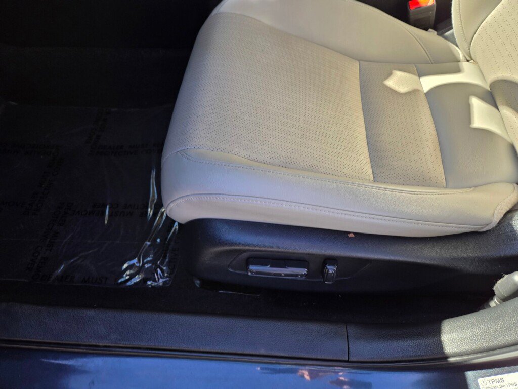 Certified 2024 Honda Civic EX-L image 14