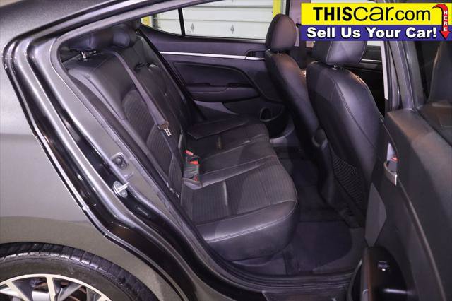 Used 2020 Hyundai Elantra Limited w/ Cargo Package (C1) FWD image 25