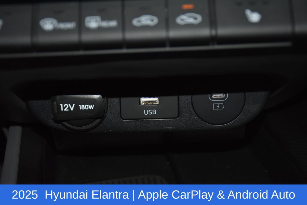 Used 2025 Hyundai Elantra SEL FWD image 24